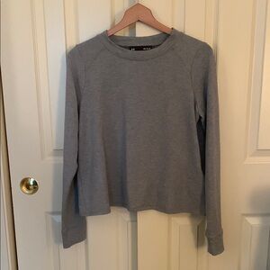 Under Armour tulip back pullover